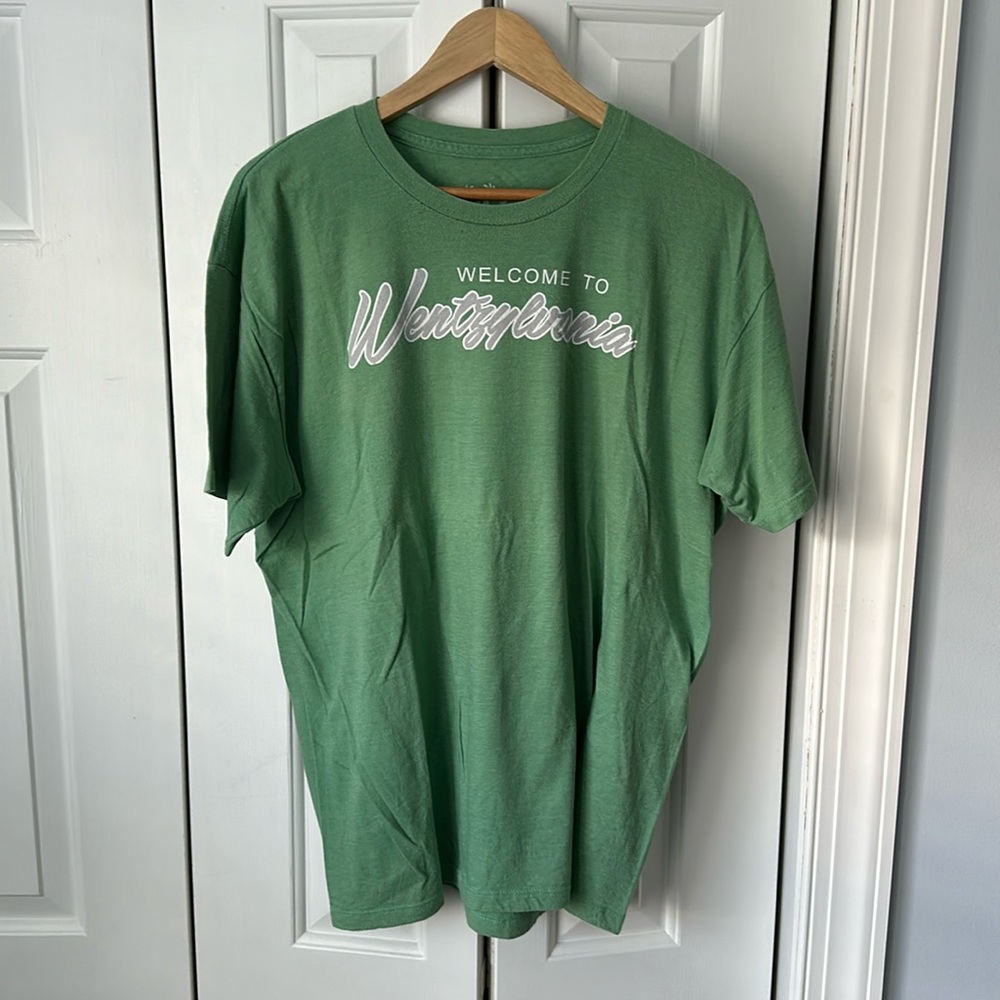 Philadelphia Eagles Carson Wentz “Wentzylvania” T Shirt. Size XL